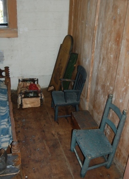 Pownalborough Court House Doll Bed